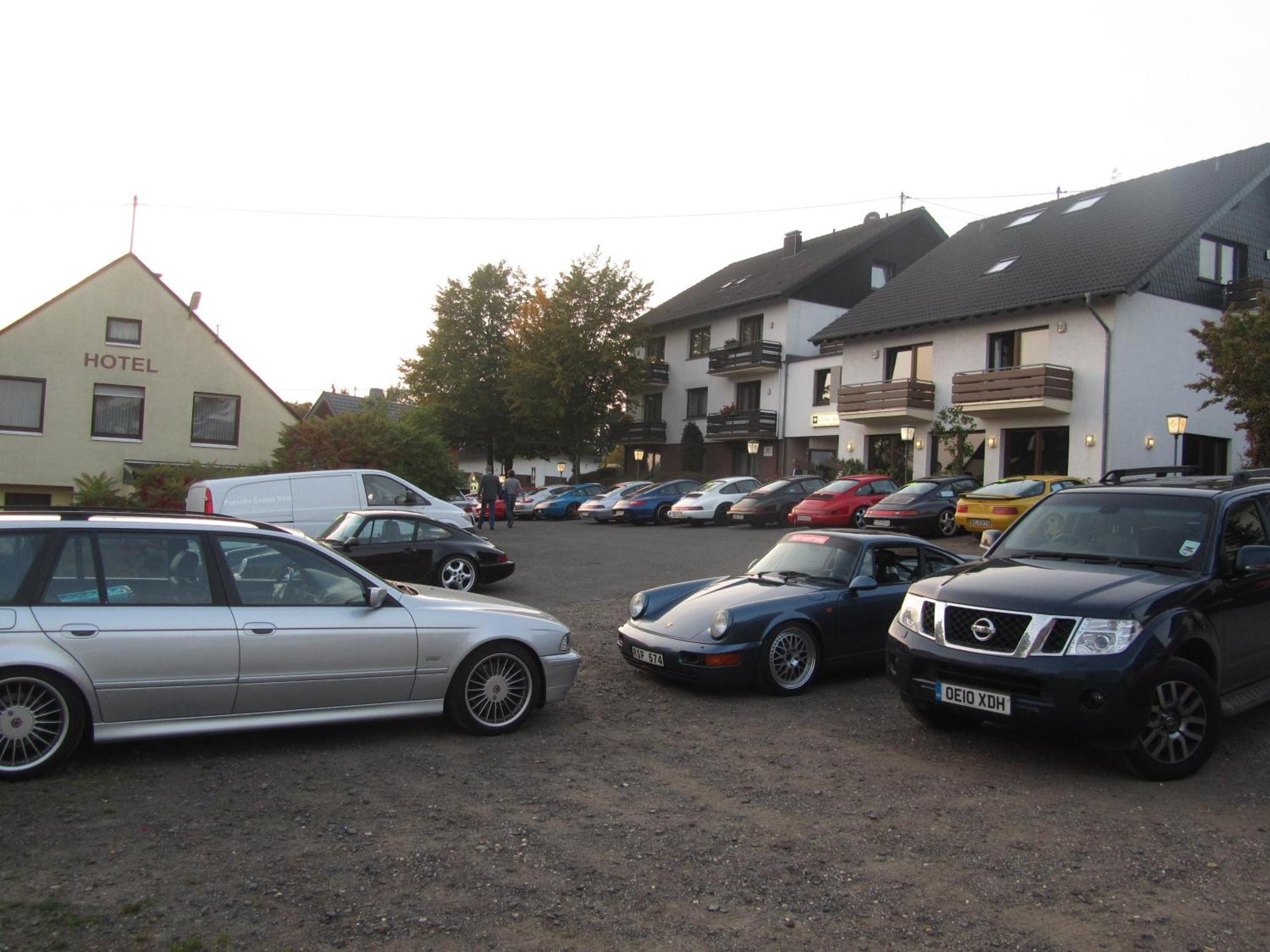 Hotel Zur Burg Nuerburg Exterior photo